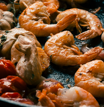 Load image into Gallery viewer, Vannamei Prawn Tails Easy Peel Cut & Deveined 16/20 (EXTRA LARGE) - 400g