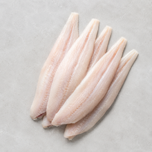 Load image into Gallery viewer, EAST COAST SOLES LARGE - Frozen - 1 kg- R375.00 || +- 6 Soles **SAVE R75.00**