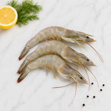 Load image into Gallery viewer, Vannamei Head On Prawns- Butterfly Cut &amp; Deveined 16/20 700g - KING **SAVE R45**