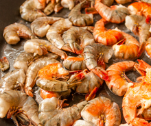 Load image into Gallery viewer, Vannamei Prawn Tails Easy Peel Cut &amp; Deveined 21/25 (LARGE) - 400g 2 packs for R250!!! **SAVE R50**