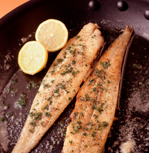 Load image into Gallery viewer, EAST COAST SOLES LARGE - Frozen - 1 kg- R375.00 || +- 6 Soles **SAVE R75.00**