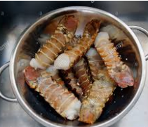 Load image into Gallery viewer, Crayfish Tails - 10 tails - 2 PACKS / 20 TAILS **2 PACKS FOR R600 **SAVE R100**